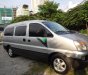 Hyundai Starex GRX 2004 - Bán ô tô Hyundai Starex GRX đời 2004, 3 chỗ 1000kg, màu bạc, nhập khẩu nguyên chiếc