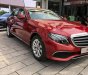 Mercedes-Benz E class E200 2018 - Bán ô tô Mercedes E200 năm 2018, màu đỏ, giá tốt