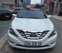 Hyundai Sonata 2.0 AT 2011 - Cần bán Hyundai Sonata 2.0 AT năm 2011, màu trắng, xe nhập, giá chỉ 590 triệu