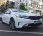 Kia Cerato Signature 1.6 AT 2017 - Bán Kia Cerato Signature 1.6 AT năm 2017, màu trắng số tự động