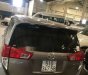 Toyota Innova 2.0E  2016 - Bán Toyota Innova 2.0E năm 2016, màu xám