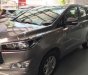 Toyota Innova 2.0E 2017 - Bán Toyota Innova 2.0E sản xuất năm 2017, màu bạc  
