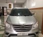 Toyota Innova 2.0E 2016 - Bán Toyota Innova 2.0E sản xuất 2016, màu bạc xe gia đình