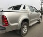 Toyota Hilux 2010 - Gia đình cần bán xe bán tải Hilux 2011, máy 3.0 hai cầu, số sàn, máy dầu