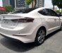 Hyundai Elantra   2.0 2016 - Bán Hyundai Elantra 2.0 2016, màu trắng