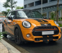 Mini Cooper 2014 - Cần bán xe Mini Cooper sản xuất năm 2014, màu vàng, xe nhập