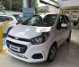 Chevrolet Spark 2018 - Bán Chevrolet Spark đời 2018, màu trắng, giá 359tr