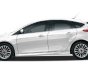 Ford Focus 2018 - Bán xe Ford Focus sản xuất năm 2018, màu trắng