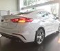 Hyundai Elantra 2018 - Cần bán xe Hyundai Elantra sản xuất 2018, màu trắng, 559tr