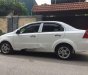 Chevrolet Aveo 2016 - Cần bán gấp Chevrolet Aveo sản xuất năm 2016, màu trắng như mới