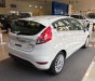 Ford Fiesta Titanium giá tốt 2018 - Bán xe Ford Fiesta Titanium giá tốt đời 2018, màu trắng