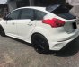 Ford Focus 2017 - Bán xe Ford Focus năm 2017, màu trắng, giá 735tr