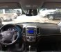 Hyundai Santa Fe 2010 - Cần bán xe Hyundai Santa Fe đời 2010, màu đen xe gia đình, 625 triệu