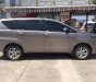 Toyota Innova E 2017 - Bán ô tô Toyota Innova E đời 2017, màu xám  