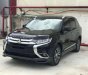 Mitsubishi Outlander  2.0 CVT  2018 - Bán xe Mitsubishi Outlander 2.0 CVT sản xuất 2018, màu đen, giá 941.5tr