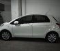 Toyota Yaris 2010 - Bán Toyota Yaris đời 2010, màu trắng, nhập khẩu  