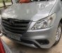 Toyota Innova 2015 - Cần bán gấp Toyota Innova đời 2015 xe gia đình, giá 550tr