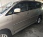 Toyota Innova E 2012 - Cần bán lại chiếc Toyota Innova E sản xuất 08/2012, màu nâu vàng