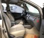 Toyota Innova 2.0E 2013 - Bán Toyota Innova 2.0E năm sản xuất 2013, màu vàng