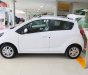 Chevrolet Spark LT 2018 - Bán xe Chevrolet Spark LT màu trắng, trả góp, trả trước ít nhất 85 triệu nhận xe - LH: 0945 307 489 Huyền Chevrolet