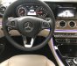 Mercedes-Benz E class E200 2017 - Bán Mercedes E200 new 2017 màu đen/kem