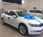 Volkswagen Passat Bluemotion 2018 - Bán xe mới Passat Bluemotion 2018 1.8, 132kw / 250nm, giá hot