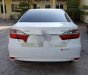 Toyota Camry  2.0E  2016 - Cần bán xe Toyota Camry 2.0E sản xuất 2016, màu trắng, 830tr