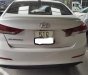 Hyundai Elantra   1.6MT  2016 - Cần bán gấp Hyundai Elantra 1.6MT đời 2016, màu trắng 