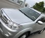 Toyota Fortuner 2010 - Bán ô tô Toyota Fortuner s ĐK 2010, số tự động, màu bạc, máy xăng 100km 10 lít. Xe vào đủ đồ