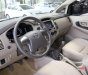 Toyota Innova E 2.0MT 2016 - Bán ô tô Toyota Innova E 2.0MT sản xuất 2016, màu vàng, giá chỉ 638 triệu