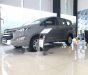 Toyota Innova 2.0E  2018 - Cần bán Toyota Innova 2.0E năm 2018, màu xám, 707tr