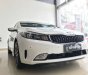 Kia Cerato 2018 - Cần bán Kia Cerato năm sản xuất 2018, màu trắng, giá tốt