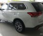 Mitsubishi Outlander CVT 2018 - Bán ô tô Mitsubishi Outlander 2.0 CVT đời 2018, màu trắng, hỗ trợ trả góp 70% xe. Liên hệ 0911.821.514