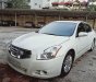 Nissan Altima 2010 - Bán ô tô Nissan Altima sản xuất 2010, màu trắng, nhập khẩu