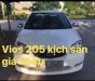 Toyota Vios 2009 - Cần bán lại xe Toyota Vios sản xuất 2009, màu trắng, giá tốt