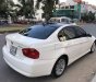 BMW 3 Series 320i 2008 - Cần bán gấp BMW 3 Series 320i đời 2008, màu trắng chính chủ