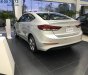 Hyundai Elantra 2018 - Bán xe Elantra 2.0 số tự động màu bạc, xe giao ngay trong ngày, nhiều ưu đãi