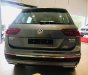 Volkswagen Tiguan Allspace 2018 - Bán Volkswagen Tiguan Allspace Đức nhập khẩu, chỉ 371 triệu, là có thể sở hữu xe Đức, LH em để có giá sập sàn 0942 050 350