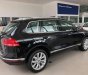 Volkswagen Touareg 3.6L V6 FSI 2018 - Bán xe Volkswagen Touareg 3.6L V6 FSI, nhập khẩu mới chính hãng, hỗ trợ vay 80% xe. Hotline: 0933 365 188