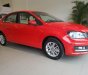 Volkswagen Polo 2017 - Bán Volkswagen Polo Sedan đời 2017, xe nhập, màu đỏ