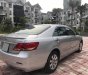 Toyota Camry AT 2008 - Lên đời xe nên cần bán xe Camry 2008 AT màu bạc bản full