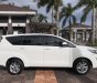 Toyota Innova E 2018 - Cần bán Toyota Innova 2.0E sx 2018, màu trắng, chạy lướt 3.900 km - Call 0939.821.080