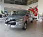 Toyota Innova 2.0E MT 2018 - Cần bán xe Toyota Innova sản xuất năm 2018