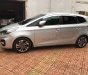 Kia Rondo 2.0 GAT 2017 - Cần bán lại xe Kia Rondo 2.0 GAT đời 2017, màu xá, bạc như mới, 599.999tr