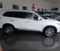 Mitsubishi Outlander 2.0 CVT Premium 2018 - Cần bán Mitsubishi Outlander 2.0 CVT Premium đời 2018, màu trắng