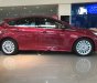 Ford Focus Titanium 2018 - Cần bán xe Ford Focus Titanium sản xuất 2018, màu đỏ