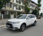 Mitsubishi Outlander 2.4  2017 - Bán Mitsubishi Outlander 2017 màu trắng, SUV 7 chỗ, nhập Nhật Bản nguyên chiếc - hàng hiếm, giá chỉ bằng xe lắp ráp