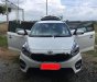 Kia Rondo 2017 - Bán Kia Rondo năm sản xuất 2017, màu trắng như mới, giá 600 triệu