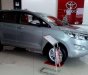 Toyota Innova 2018 - Bán ô tô Toyota Innova năm sản xuất 2018, màu bạc số sàn, giá 718tr