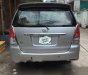 Toyota Innova G 2010 - Bán Toyota Innova G đời 2010, màu bạc số sàn, giá chỉ 408 triệu